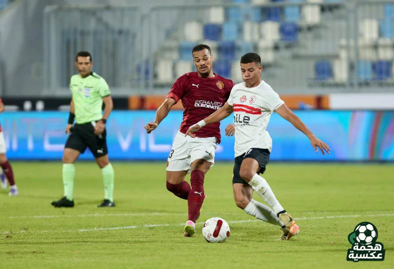 لاعبو الزمالك يحتفلون بالفوز في مباراة الزمالك وسيراميكا ضمن افتتاح الدوري المصري الممتاز